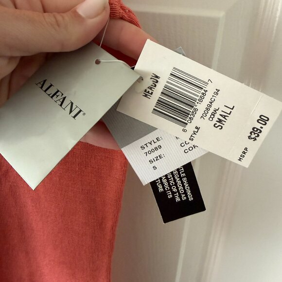 Alfani Merino Wool Sleeveless Mock Neck Sweater Size Small Coral - Picture 3 of 4